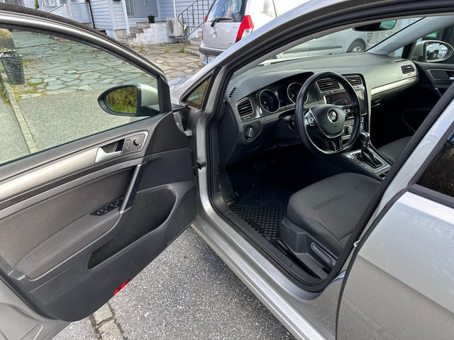 2019 VOLKSWAGEN GOLF - 7