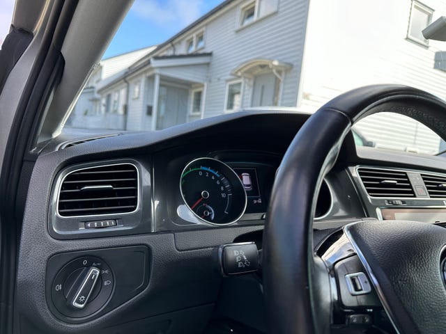2019 VOLKSWAGEN GOLF - 10