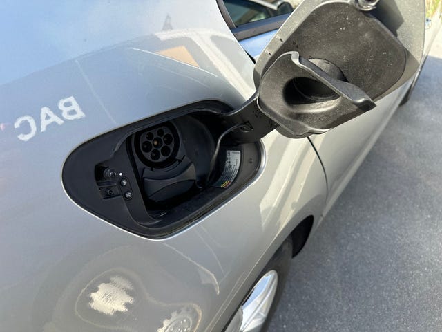 2019 VOLKSWAGEN GOLF - 32