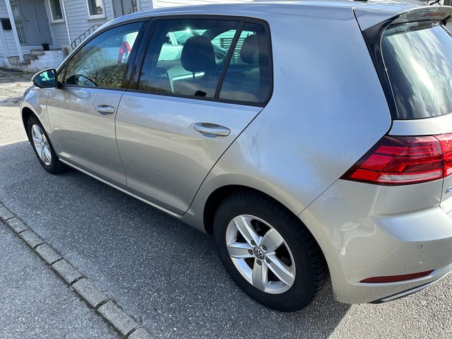 WVWZZZAUZK8904018 2019 VOLKSWAGEN GOLF-2