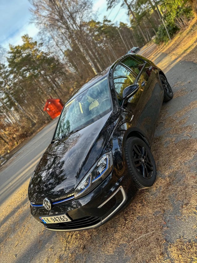 WVWZZZAUZJ8908710 2018 VOLKSWAGEN GOLF-1
