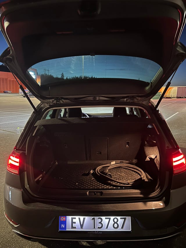 2019 VOLKSWAGEN GOLF - 11