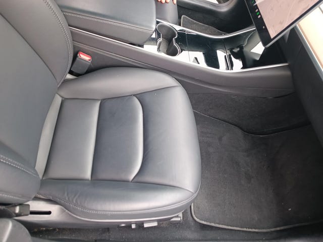 5YJ3E7EB7KF215980 2019 TESLA MODEL 3-4