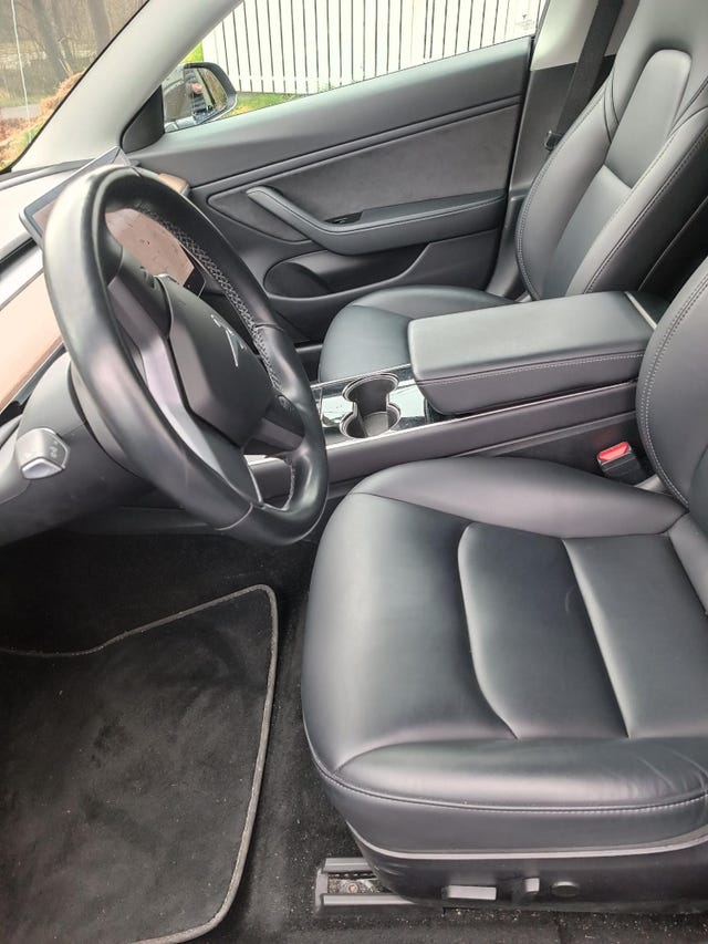 5YJ3E7EB7KF215980 2019 TESLA MODEL 3-3