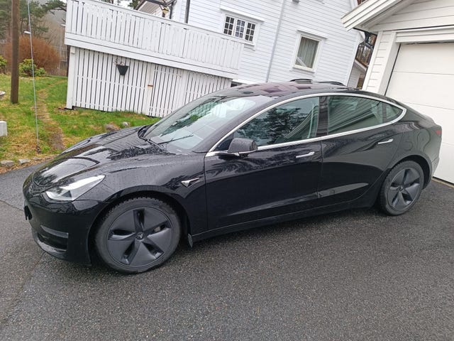 5YJ3E7EB7KF215980 2019 TESLA MODEL 3-2