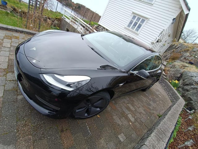 2019 TESLA MODEL 3 - 16
