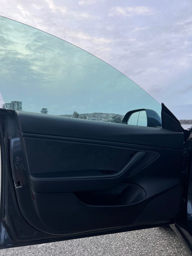 2019 TESLA MODEL 3 - 16