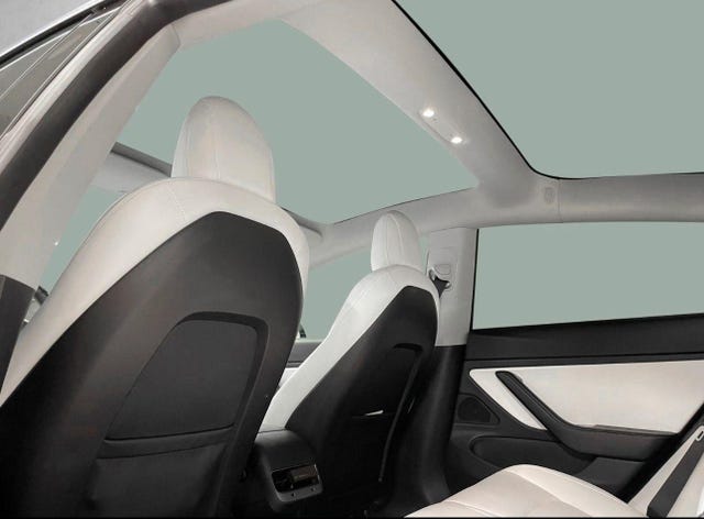5YJ3E7EB2KF203283 2019 TESLA MODEL 3-4