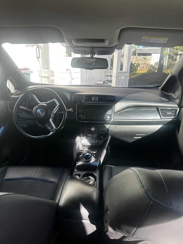 2018 NISSAN LEAF - 11