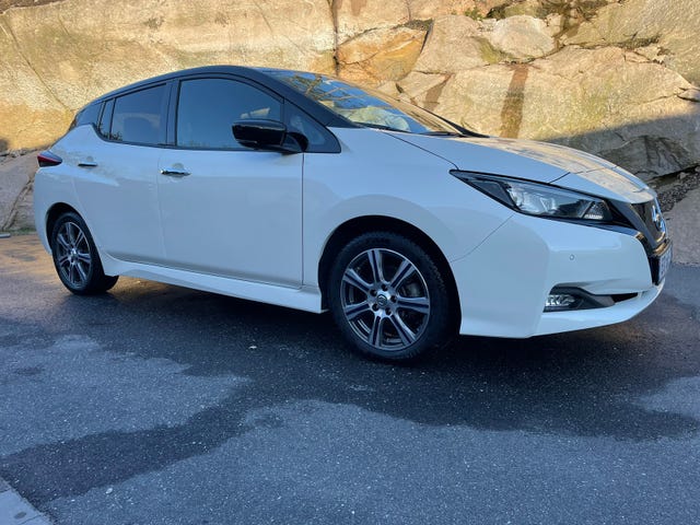 2022 NISSAN LEAF - 8