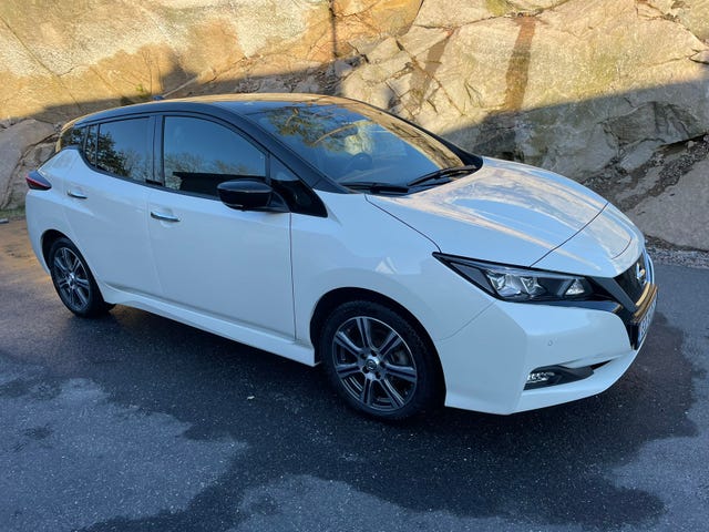 2022 NISSAN LEAF - 9