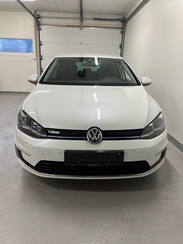 WVWZZZAUZJW909265 2018 VOLKSWAGEN GOLF-3