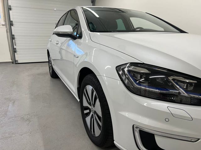 WVWZZZAUZJW909265 2018 VOLKSWAGEN GOLF-2
