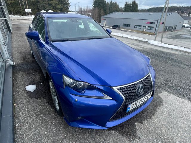 2015 LEXUS IS - 3