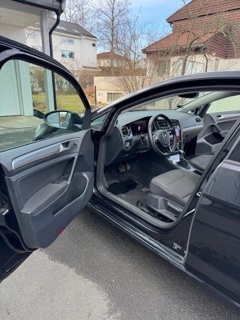 2018 VOLKSWAGEN GOLF - 8