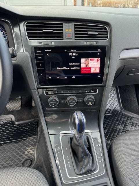 2018 VOLKSWAGEN GOLF - 11