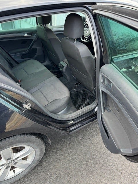 WVWZZZAUZJW902806 2018 VOLKSWAGEN GOLF-4