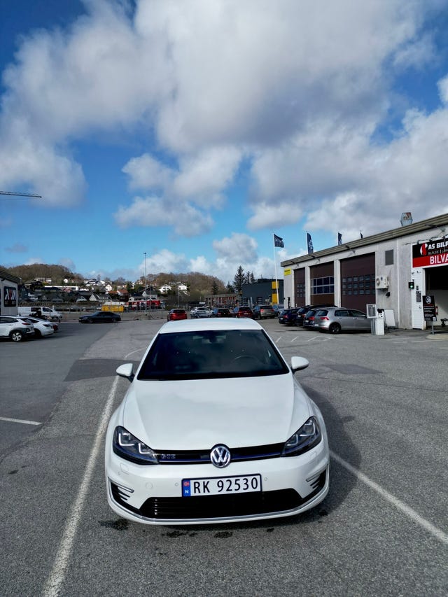 2015 VOLKSWAGEN GOLF - 8
