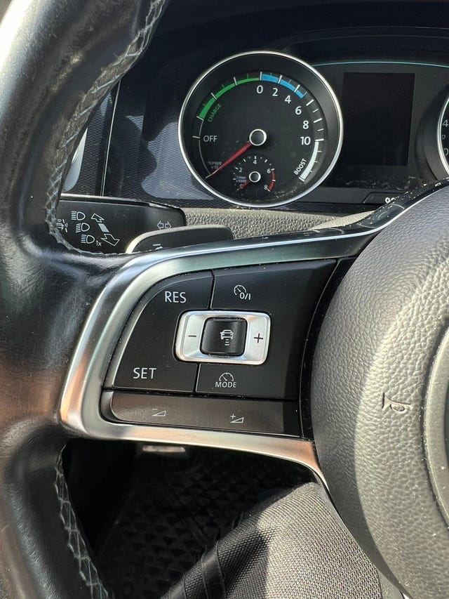 2015 VOLKSWAGEN GOLF - 27
