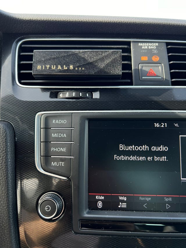 2015 VOLKSWAGEN GOLF - 31