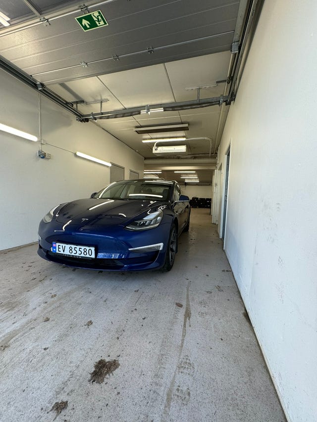 5YJ3E7EA0KF370720 2019 TESLA MODEL 3-2