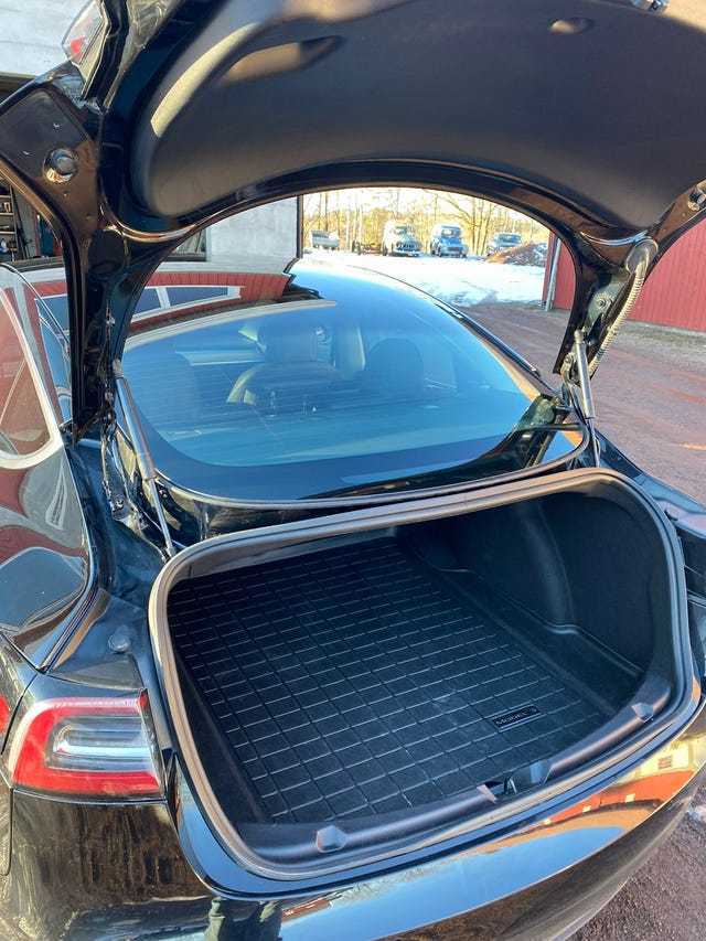 2019 TESLA MODEL 3 - 28