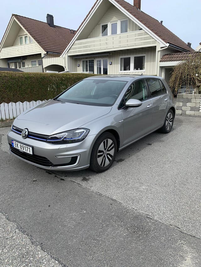 WVWZZZAUZJ8906666 2018 VOLKSWAGEN GOLF-0