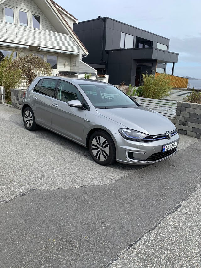 WVWZZZAUZJ8906666 2018 VOLKSWAGEN GOLF-1