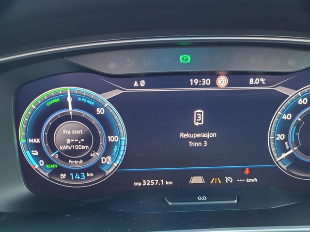 2018 VOLKSWAGEN GOLF - 25