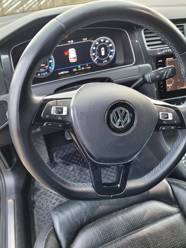 2018 VOLKSWAGEN GOLF - 22