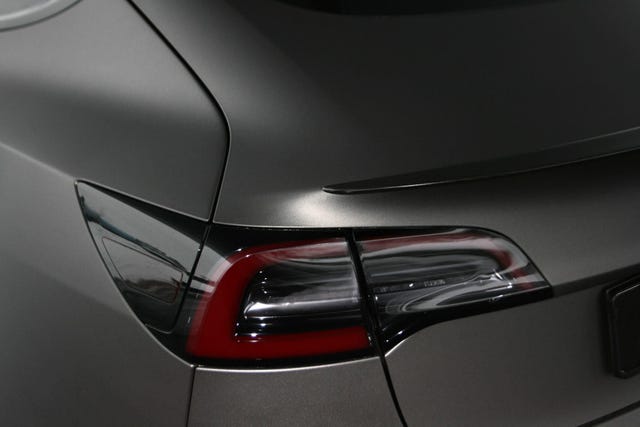 2019 TESLA MODEL 3 - 10