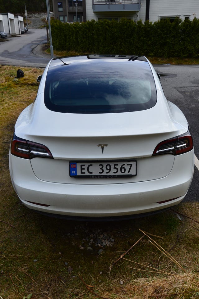 LRW3E7FA2MC223598 2021 TESLA MODEL 3-5