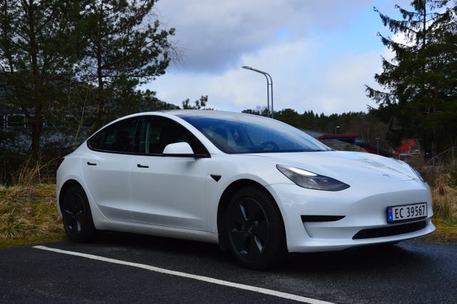 LRW3E7FA2MC223598 2021 TESLA MODEL 3-3
