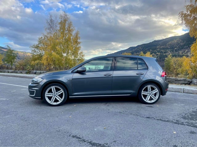 2018 VOLKSWAGEN GOLF - 12