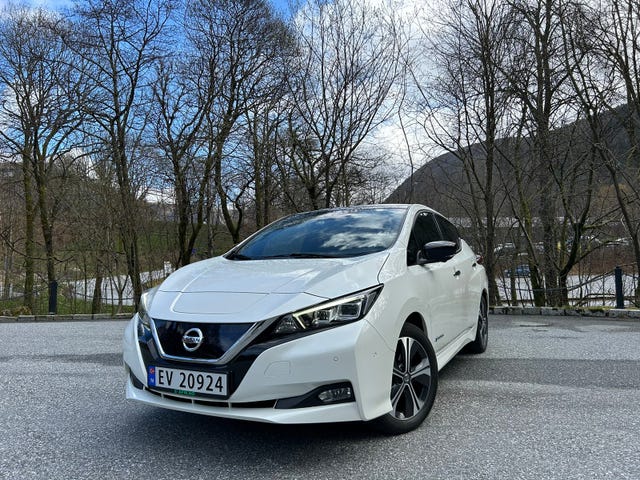 2018 NISSAN LEAF - 22