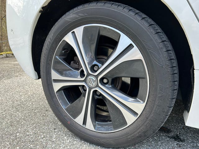 2018 NISSAN LEAF - 29