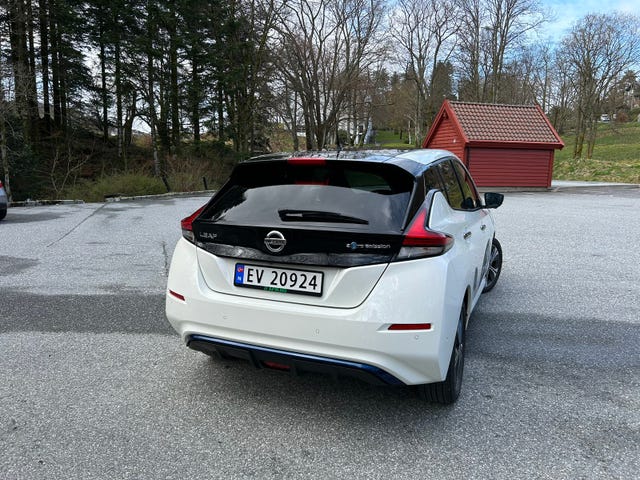 2018 NISSAN LEAF - 7