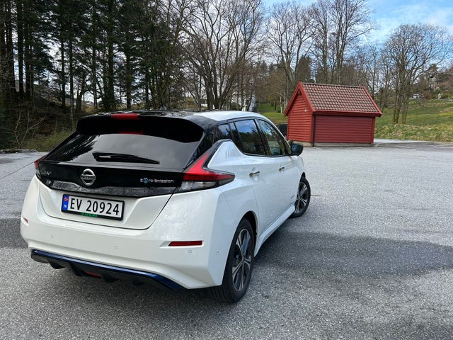 2018 NISSAN LEAF - 8