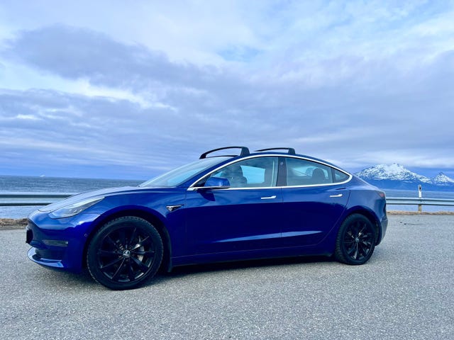 5YJ3E7EB9KF217276 2019 TESLA MODEL 3-5