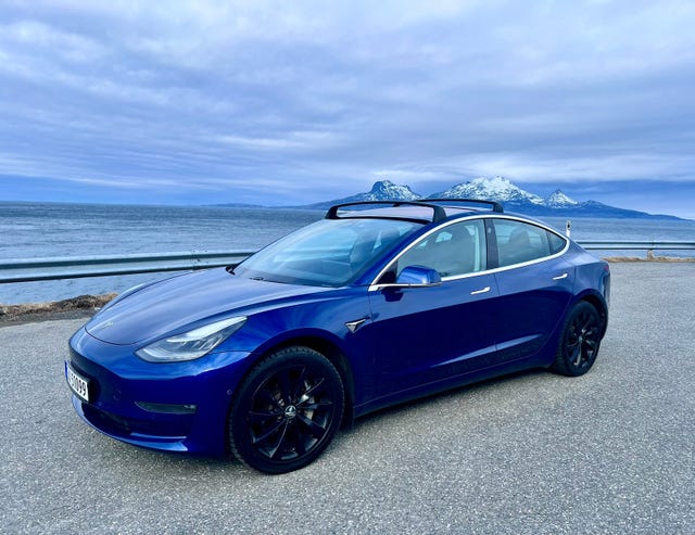 5YJ3E7EB9KF217276 2019 TESLA MODEL 3-2
