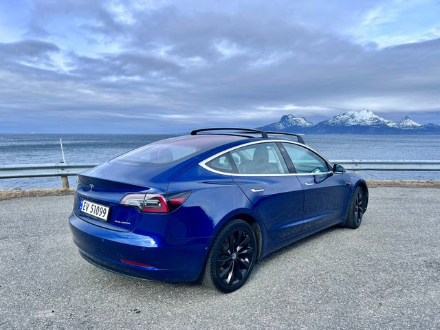 2019 TESLA MODEL 3 - 10