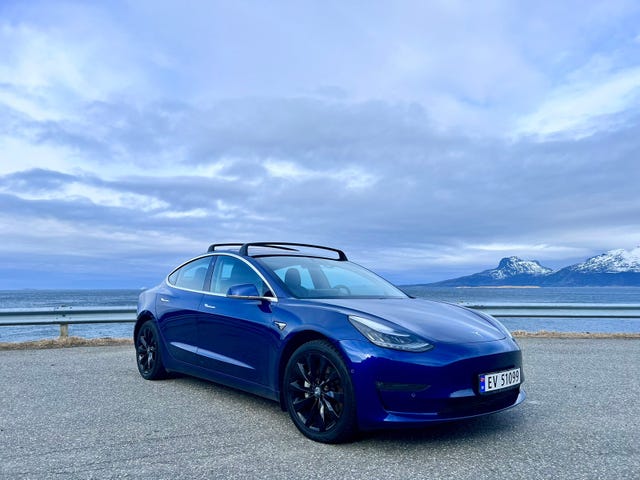 2019 TESLA MODEL 3 - 8