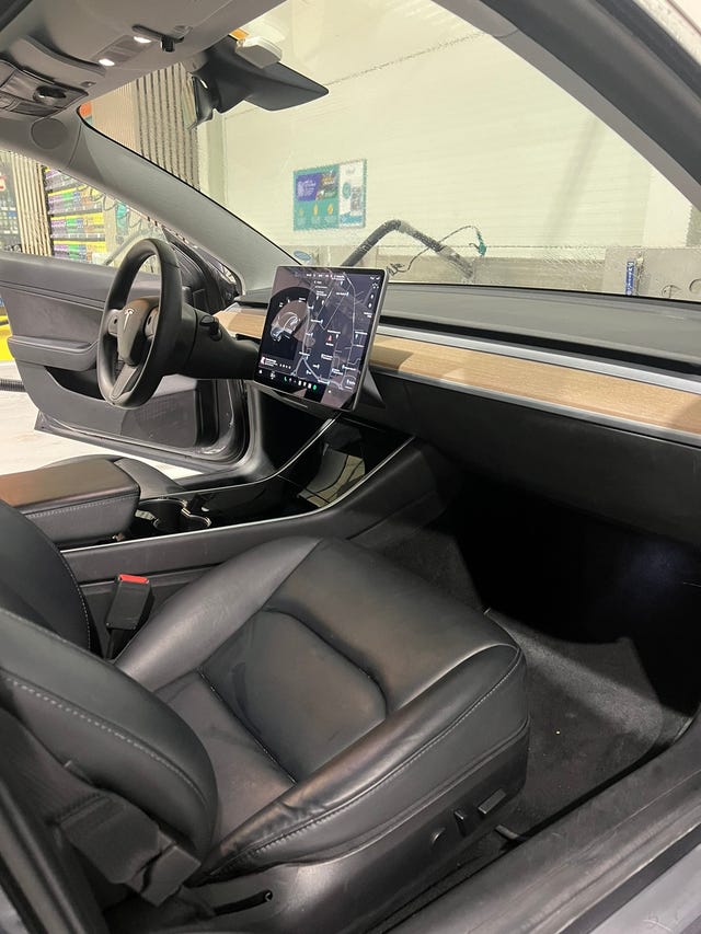 2019 TESLA MODEL 3 - 32