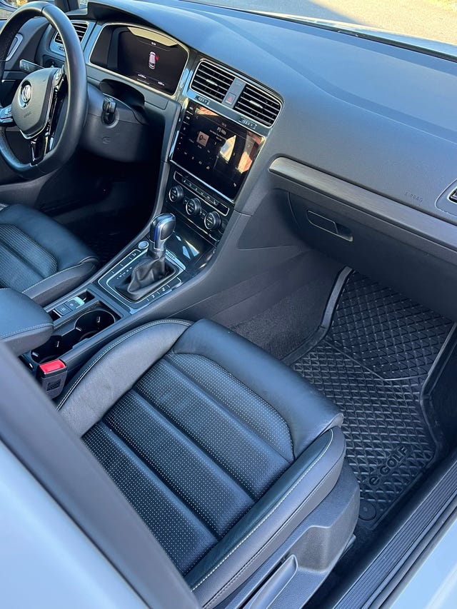 2018 VOLKSWAGEN GOLF - 17