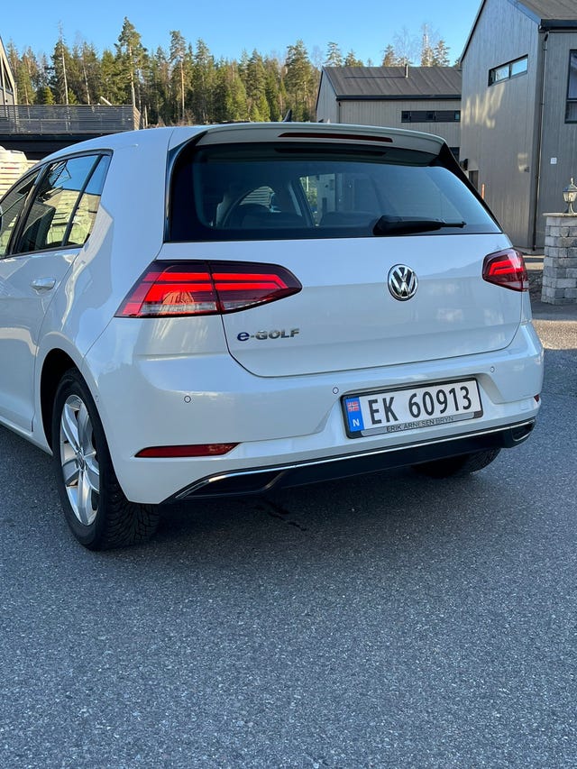 2018 VOLKSWAGEN GOLF - 9