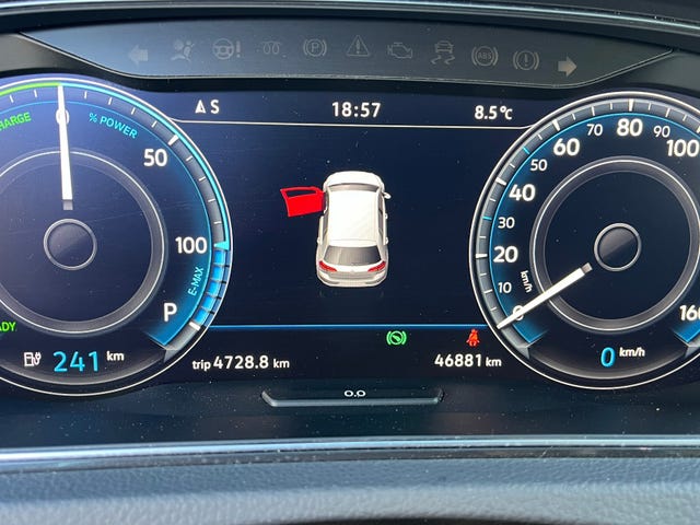 2018 VOLKSWAGEN GOLF - 19