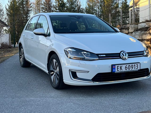WVWZZZAUZJW903656 2018 VOLKSWAGEN GOLF-1