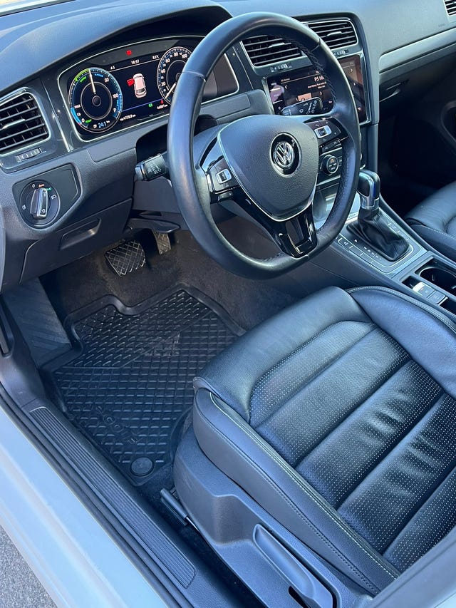 2018 VOLKSWAGEN GOLF - 22