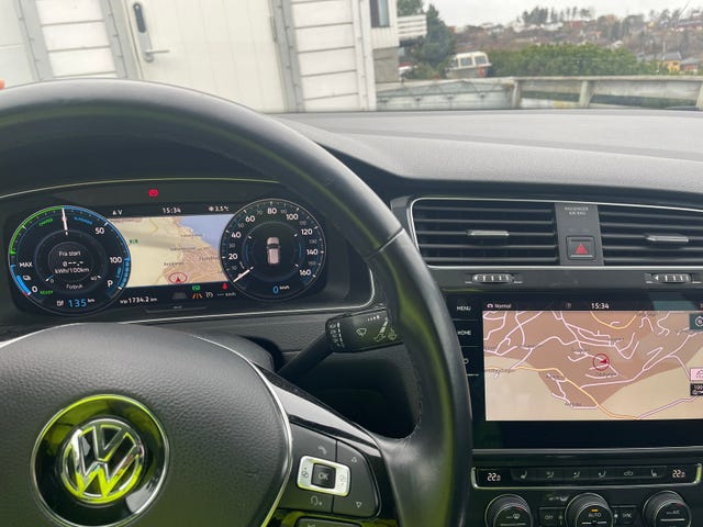 2018 VOLKSWAGEN GOLF - 27