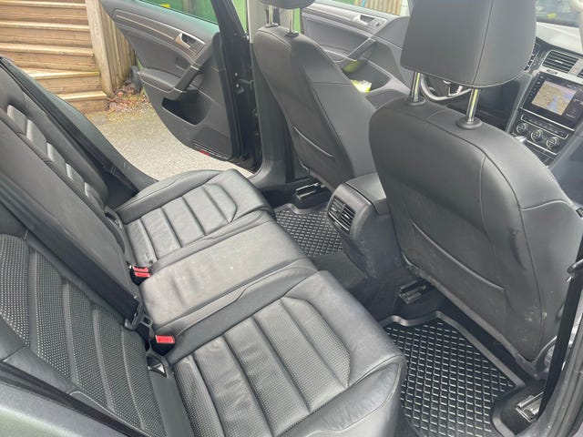 2018 VOLKSWAGEN GOLF - 18